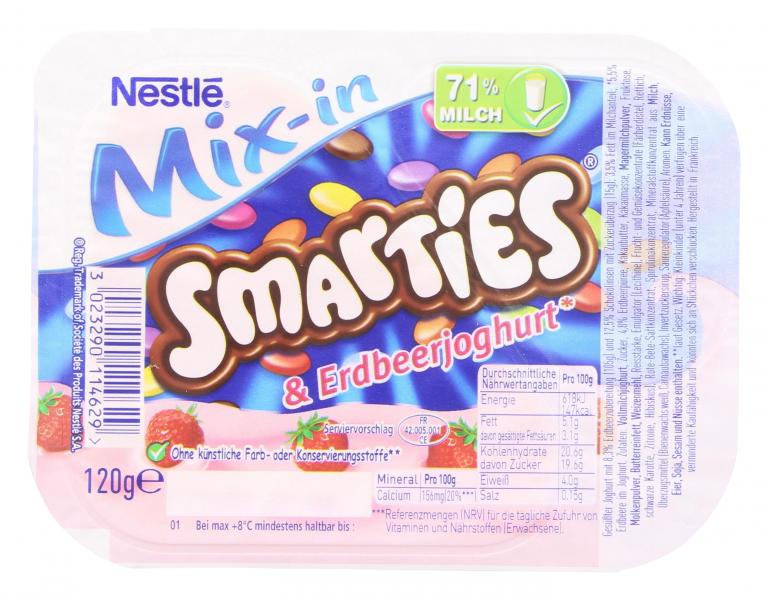 Nestlé Mix-in Smarties & Erdbeerjoghurt 