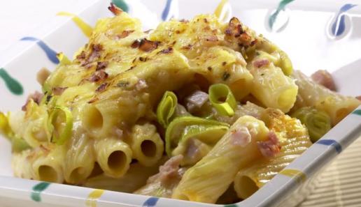 Nudel-Schinken-Gratin mit Lauch Nudel-Schinken-Gratin mit Lauch