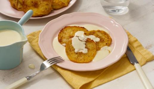 Gebackene Apfelringe mit Vanillesoße Gebackene Apfelringe mit Vanillesoße