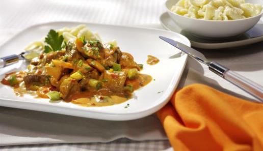 Frühlings-Gulasch Frühlings-Gulasch