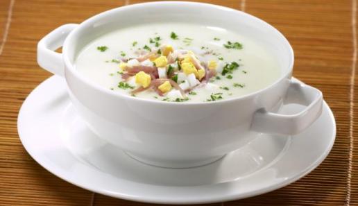 Spargelcremesuppe mit Ei und Schinken Spargelcremesuppe mit Ei und Schinken