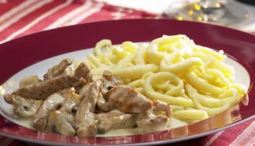 MAGGI fix & frisch Geschnetzeltes "Zürcher Art" MAGGI fix & frisch Geschnetzeltes "Zürcher Art"