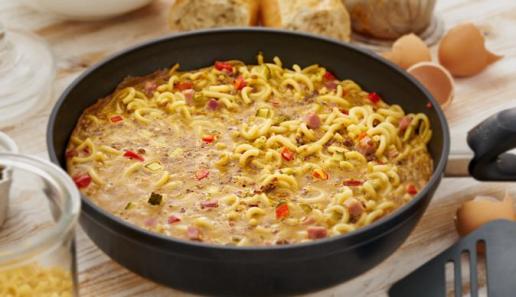 Nudel-Omelette Nudel-Omelette