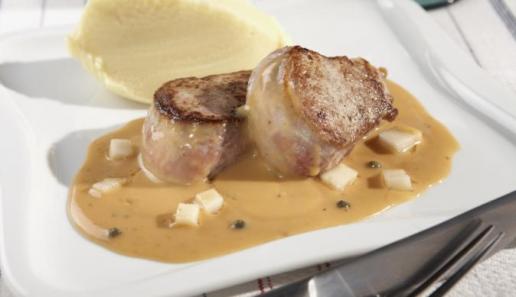 Schweinemedaillons in Birnen-Pfeffer-Sauce Schweinemedaillons in Birnen-Pfeffer-Sauce
