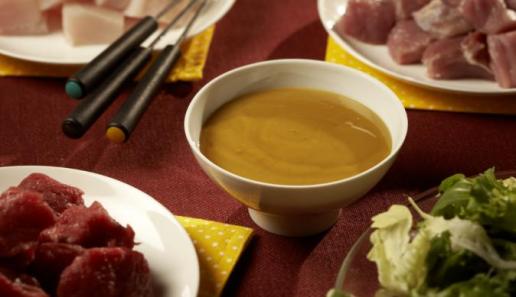 Honig-Senf-Sauce Honig-Senf-Sauce