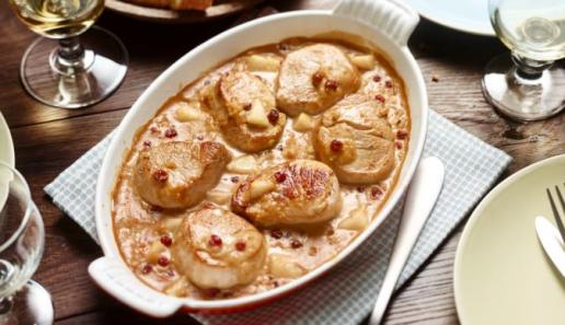 Gratinierte Schweinemedaillons mit Birnen-Pfeffer-Sauce Gratinierte Schweinemedaillons mit Birnen-Pfeffer-Sauce