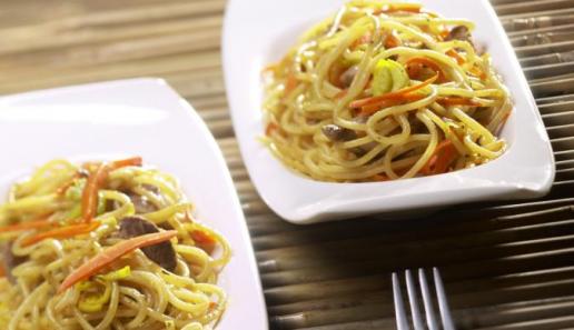 MAGGI fix & frisch Gebratene Nudeln MAGGI fix & frisch Gebratene Nudeln