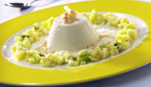 Kokoscreme mit Früchten Kokoscreme mit Früchten