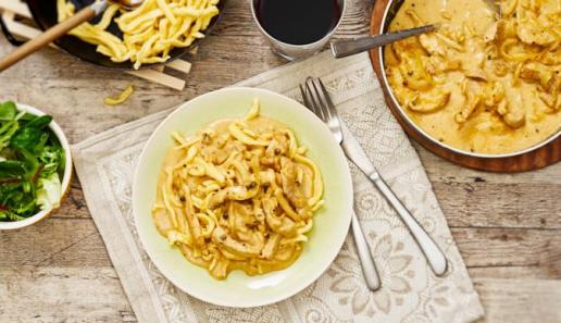 MAGGI fix & frisch Pfeffer-Rahm-Geschnetzeltes MAGGI fix & frisch Pfeffer-Rahm-Geschnetzeltes