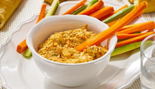 Schafskäse-Petersilien-Dip aus dem Thermomix Schafskäse-Petersilien-Dip aus dem Thermomix